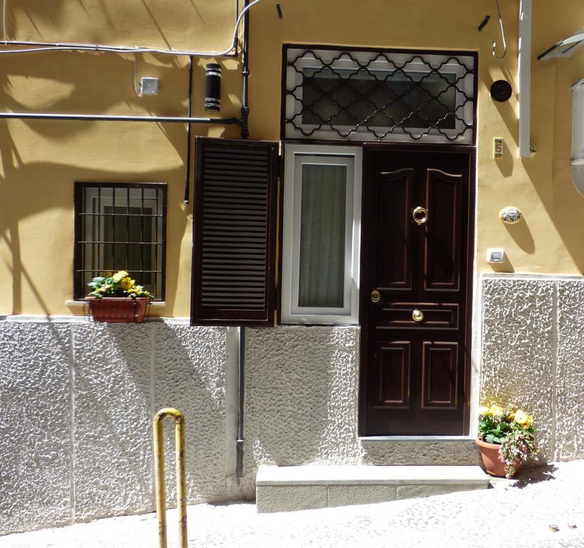 נאפולי Lemon House Apartment מראה חיצוני תמונה